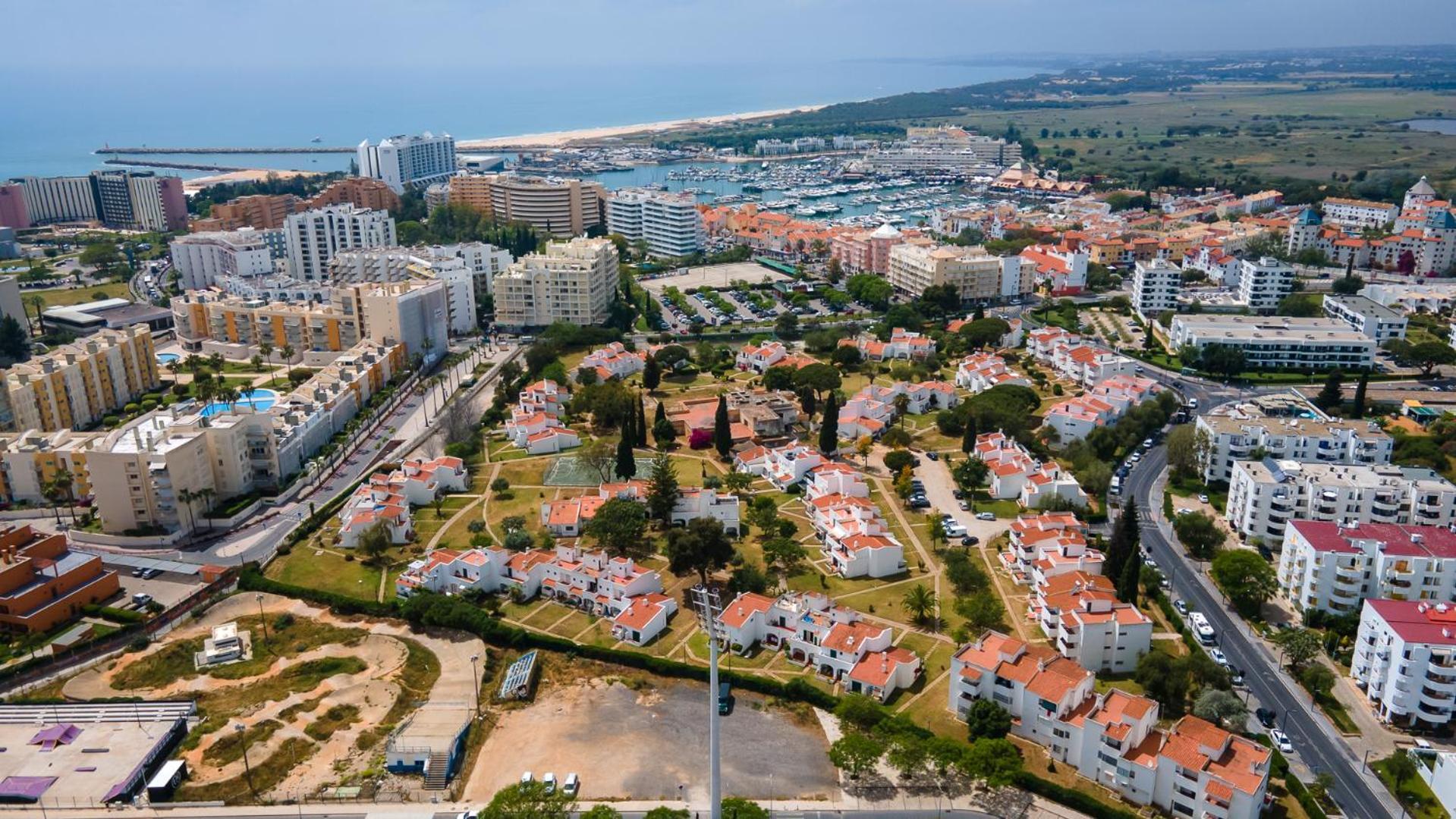2 Bdr Vilamoura Escape W Balcony By Lovelystay Quarteira Exterior photo